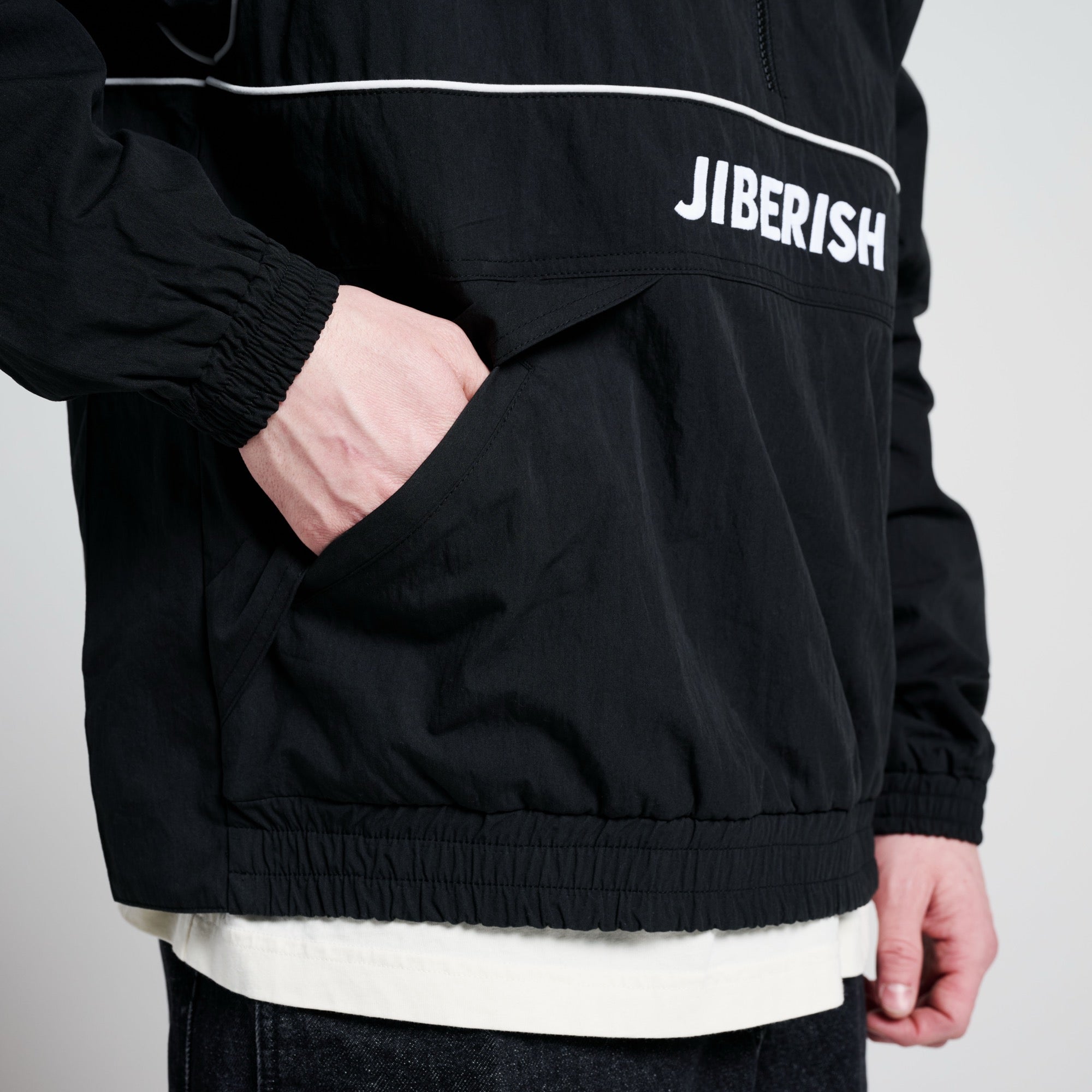 Quarter Zip Anorak Black